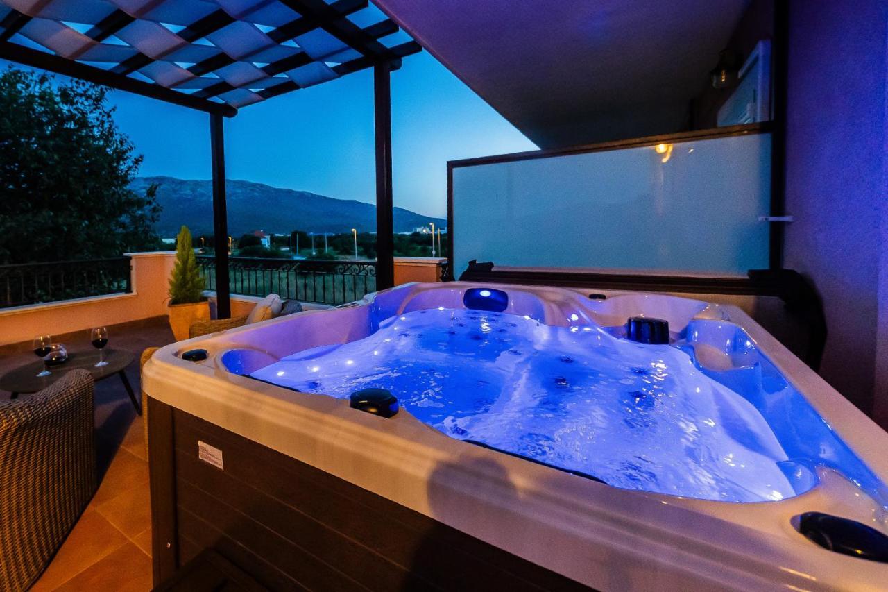 San Mihael Luxury Rooms 1 Dugopolje Kültér fotó