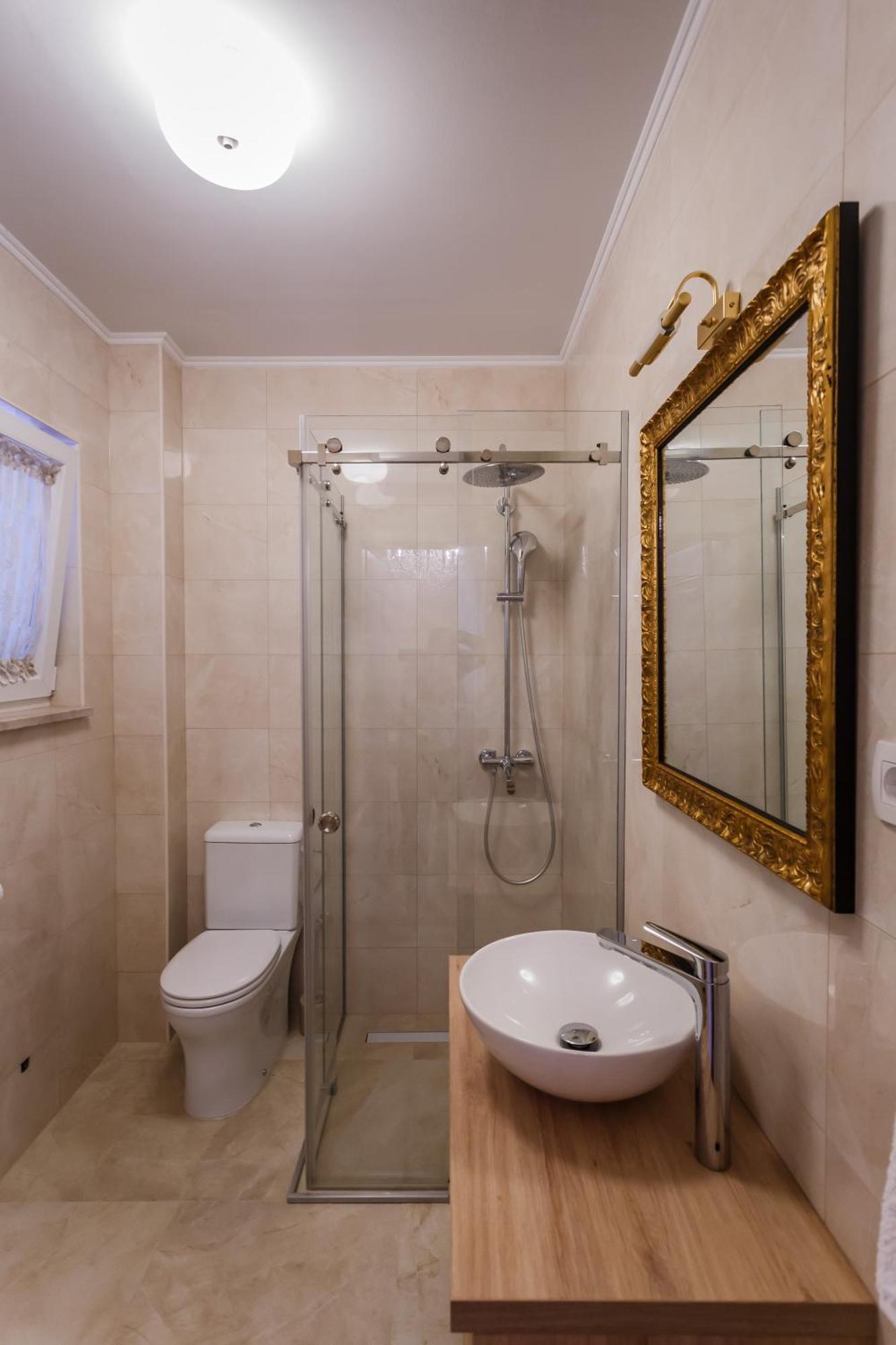 San Mihael Luxury Rooms 1 Dugopolje Szoba fotó