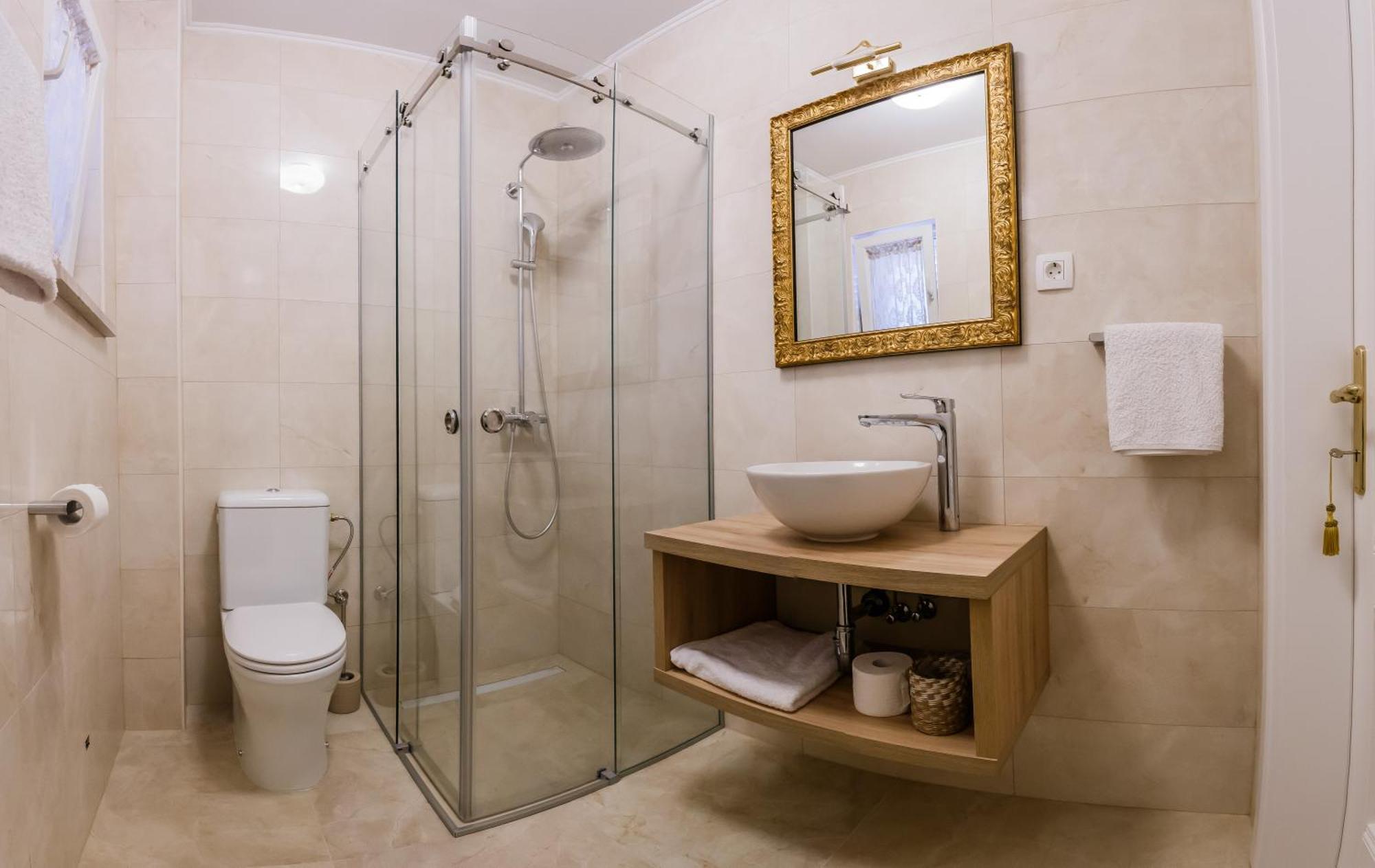San Mihael Luxury Rooms 1 Dugopolje Szoba fotó
